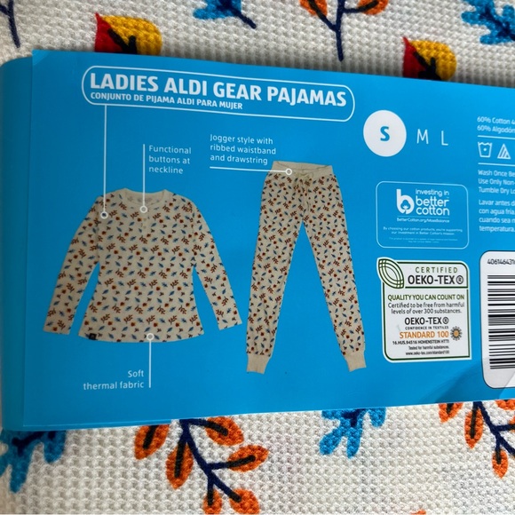 Aldi Gear Ladies Pajamas Small S Thermal PJ set New Fall Leaves Winter 2023 - Picture 3 of 3